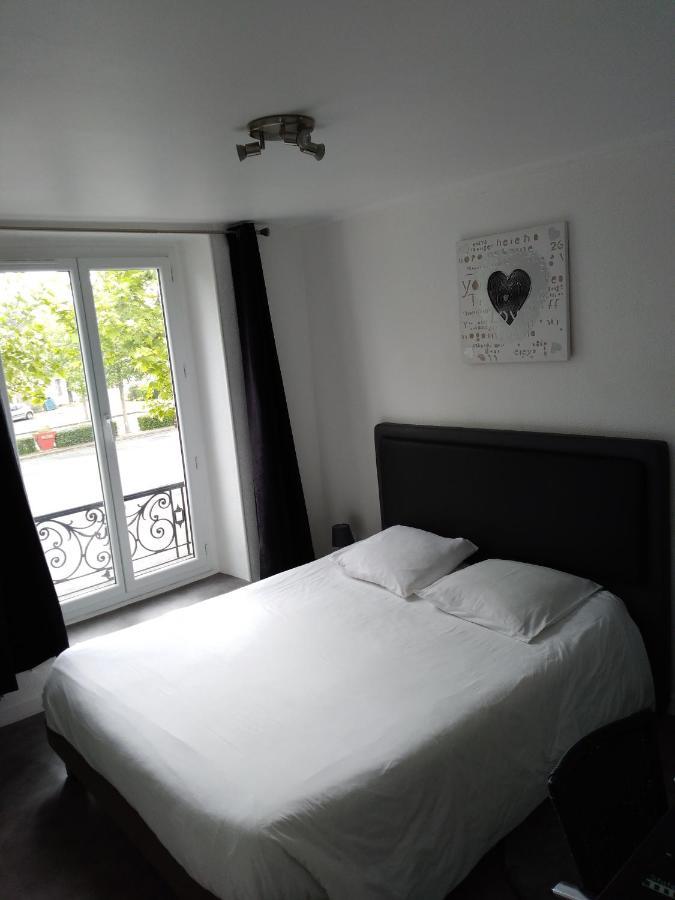 Hotel De France Vatan Екстер'єр фото